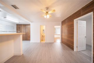 435 SW 33rd Avenue, Miami, FL 33135