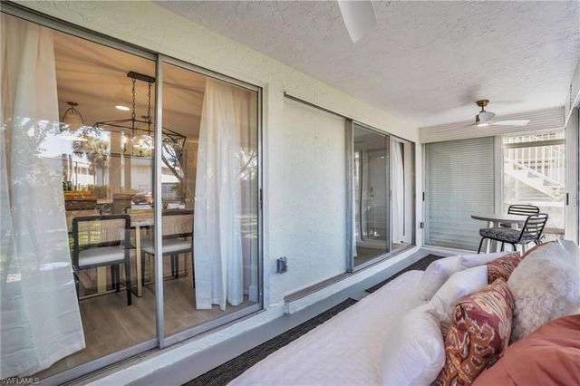 1549 Sandpiper ST 79, Naples, FL 34102