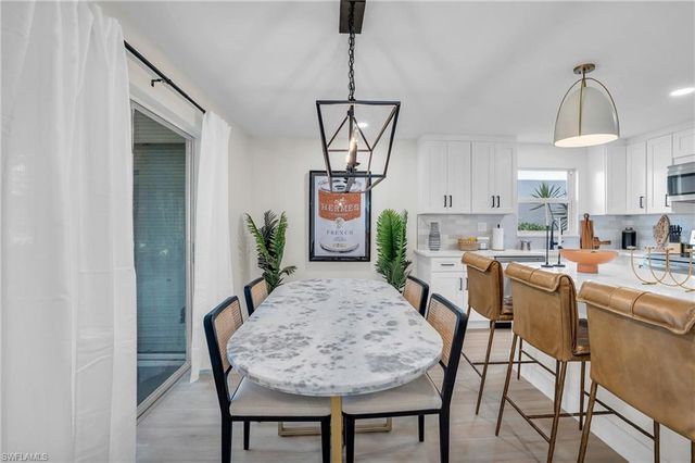 1549 Sandpiper ST 79, Naples, FL 34102