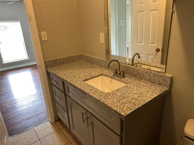 5345 Higgins Street, Houston, TX 77033
