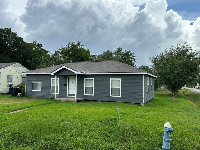 5345 Higgins Street, Houston, TX 77033