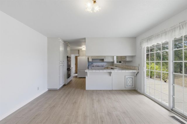 3071 Springhill Rd, Somerset, CA 95684