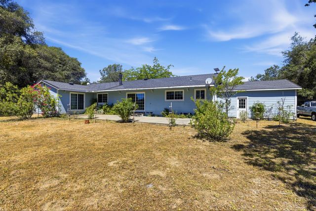3071 Springhill Rd, Somerset, CA 95684