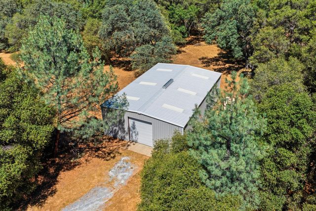 3071 Springhill Rd, Somerset, CA 95684