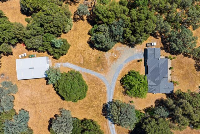 3071 Springhill Rd, Somerset, CA 95684