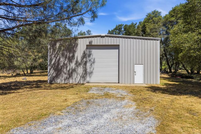 3071 Springhill Rd, Somerset, CA 95684