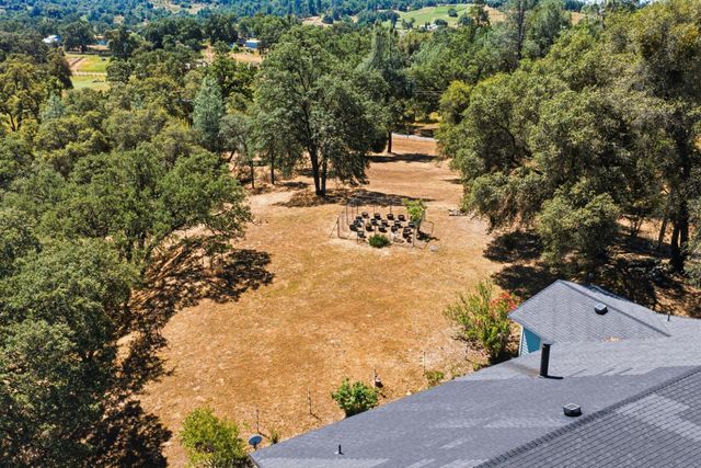 3071 Springhill Rd, Somerset, CA 95684
