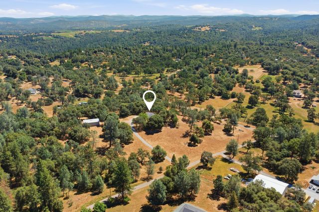 3071 Springhill Rd, Somerset, CA 95684