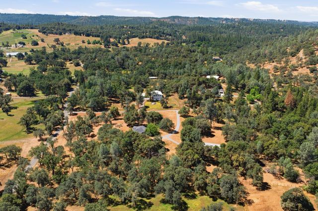 3071 Springhill Rd, Somerset, CA 95684