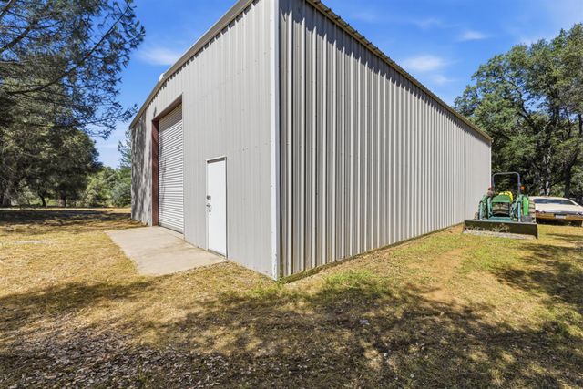 3071 Springhill Rd, Somerset, CA 95684