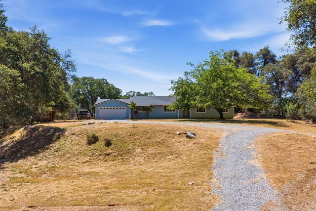 3071 Springhill Rd, Somerset, CA 95684