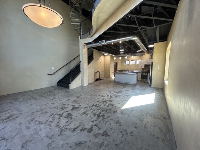 829 W Daggett Avenue H, Fort Worth, TX 76104