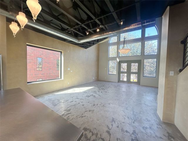 829 W Daggett Avenue H, Fort Worth, TX 76104