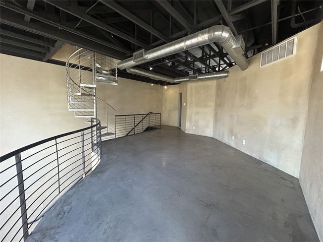 829 W Daggett Avenue H, Fort Worth, TX 76104