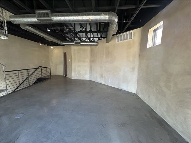 829 W Daggett Avenue H, Fort Worth, TX 76104