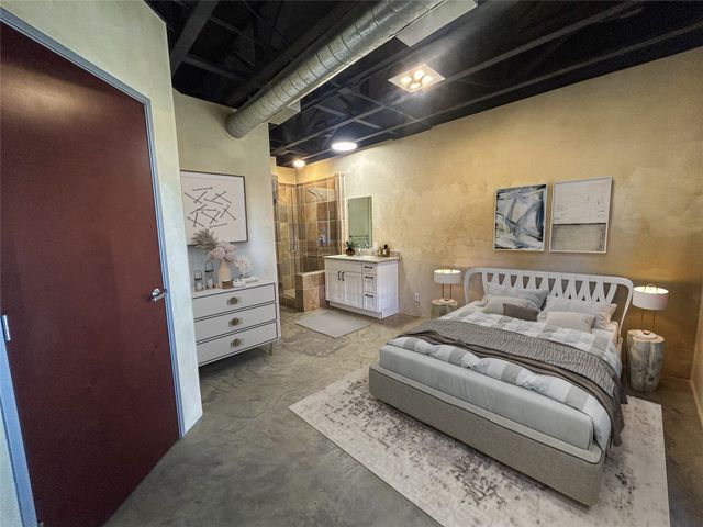 829 W Daggett Avenue H, Fort Worth, TX 76104