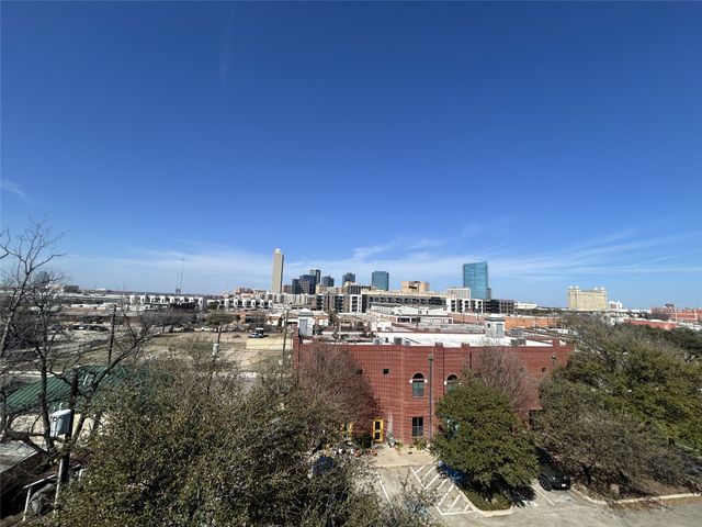 829 W Daggett Avenue H, Fort Worth, TX 76104