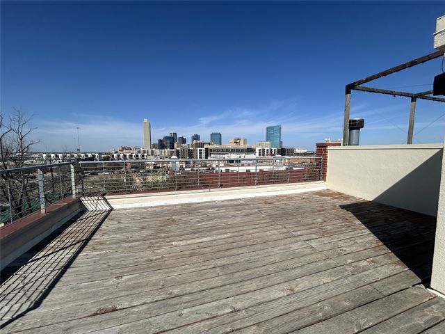 829 W Daggett Avenue H, Fort Worth, TX 76104