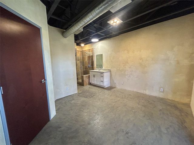 829 W Daggett Avenue H, Fort Worth, TX 76104