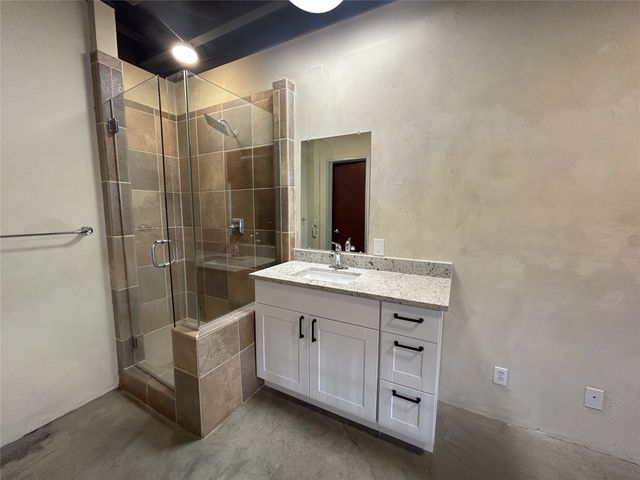 829 W Daggett Avenue H, Fort Worth, TX 76104