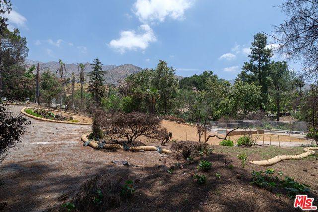 1414 E Palm Street, Altadena, CA 91001