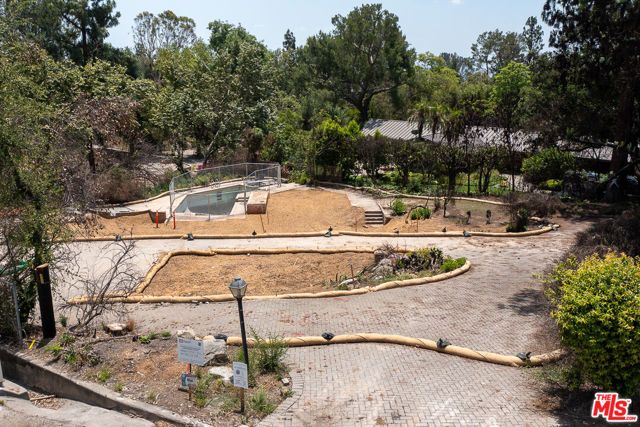 1414 E Palm Street, Altadena, CA 91001