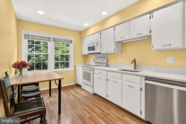 4720 EXETER ST, Annandale, VA 22003