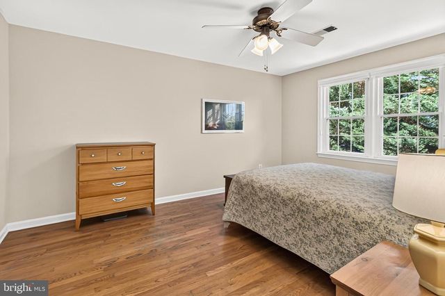 4720 EXETER ST, Annandale, VA 22003