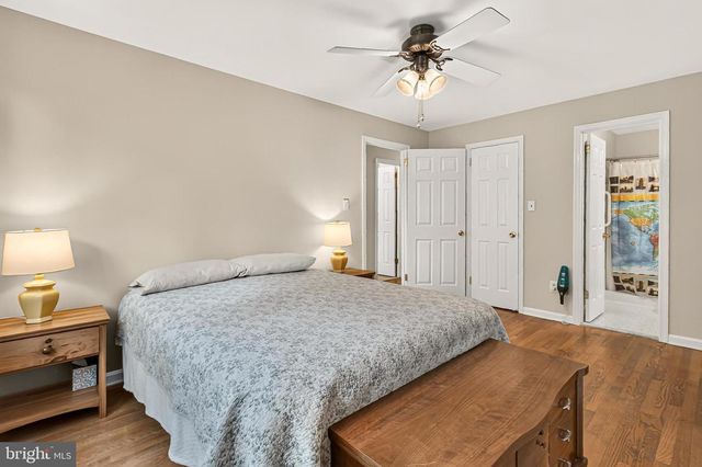 4720 EXETER ST, Annandale, VA 22003
