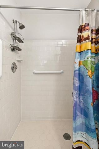 4720 EXETER ST, Annandale, VA 22003
