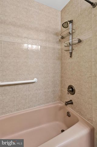 4720 EXETER ST, Annandale, VA 22003