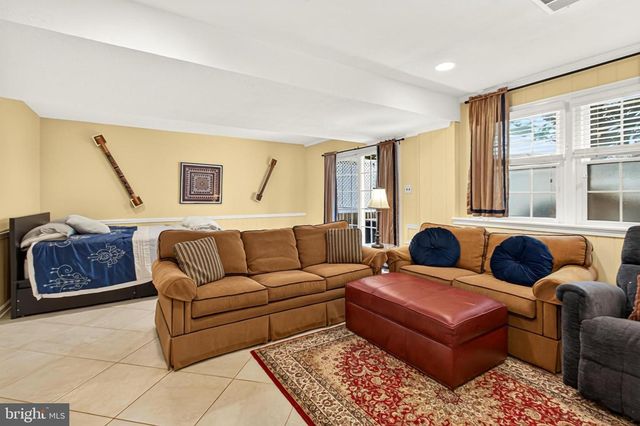 4720 EXETER ST, Annandale, VA 22003