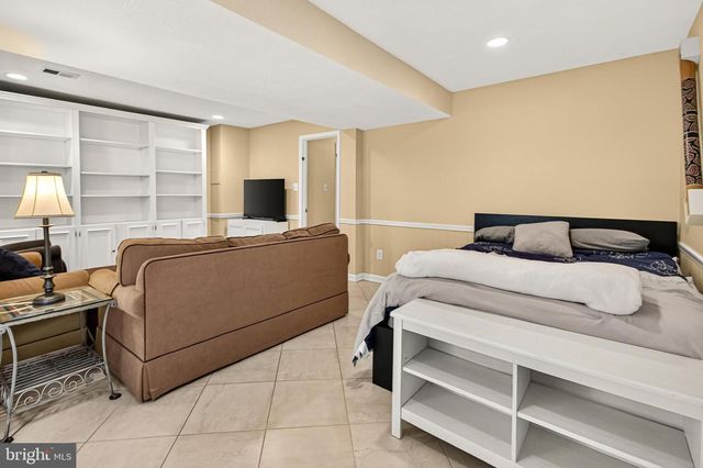 4720 EXETER ST, Annandale, VA 22003
