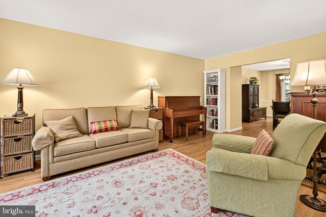 4720 EXETER ST, Annandale, VA 22003