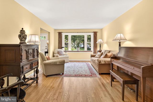 4720 EXETER ST, Annandale, VA 22003