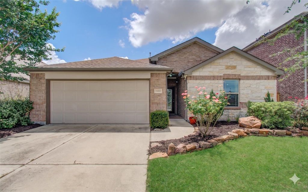 15430 Royce Holly Drive, Humble, TX 77346