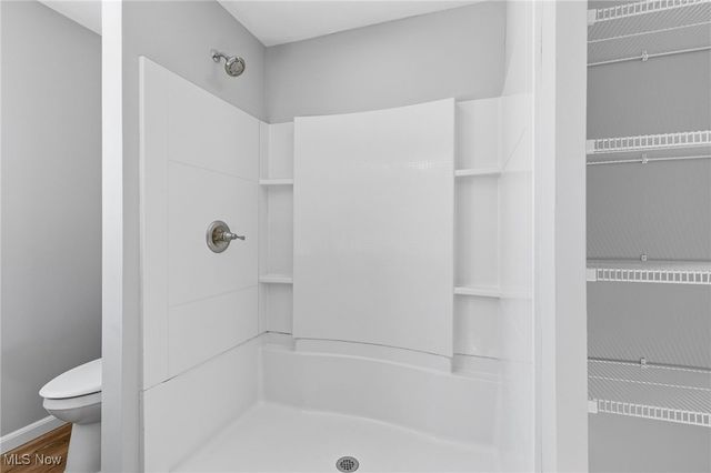 4084 Dennis Lane, Brunswick, OH 44212