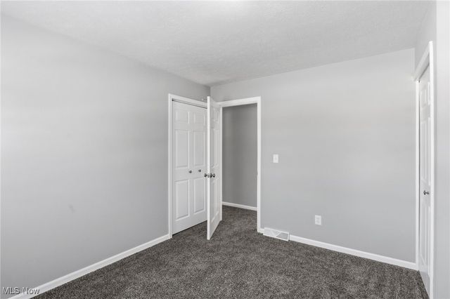 4084 Dennis Lane, Brunswick, OH 44212