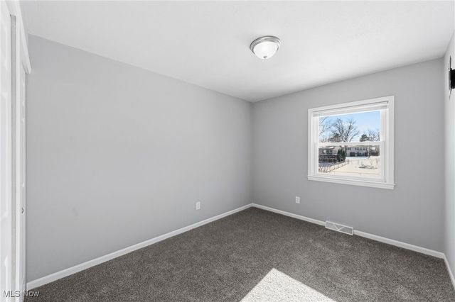 4084 Dennis Lane, Brunswick, OH 44212