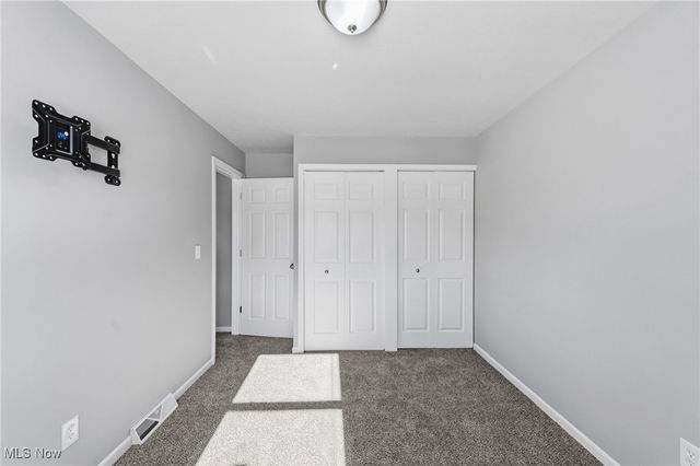 4084 Dennis Lane, Brunswick, OH 44212