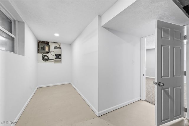 4084 Dennis Lane, Brunswick, OH 44212