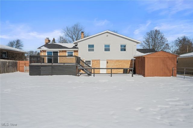 4084 Dennis Lane, Brunswick, OH 44212