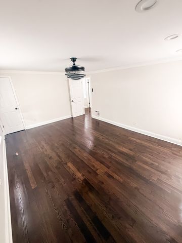 9415 S Peoria Street, Chicago, IL 60620