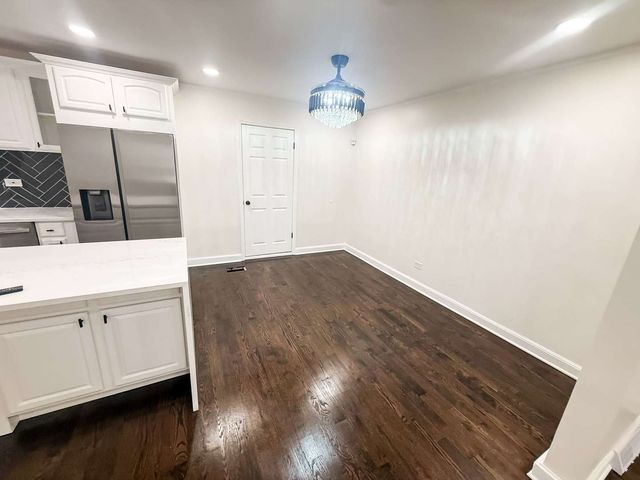 9415 S Peoria Street, Chicago, IL 60620