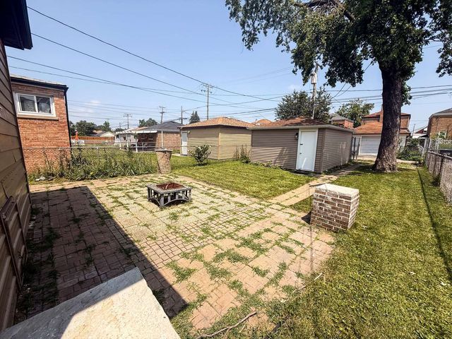 9415 S Peoria Street, Chicago, IL 60620