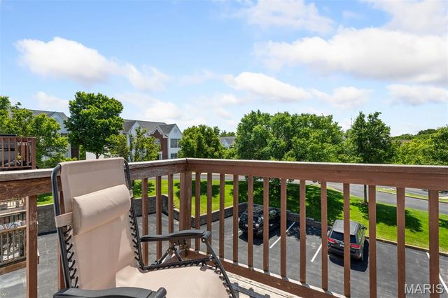 1311 Crossings Court C, Ballwin, MO 63021
