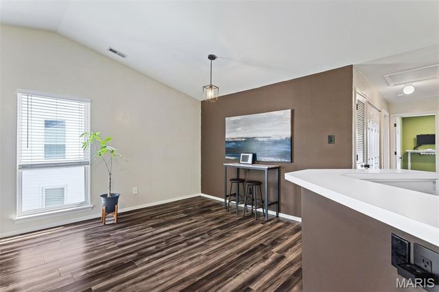 1311 Crossings Court C, Ballwin, MO 63021
