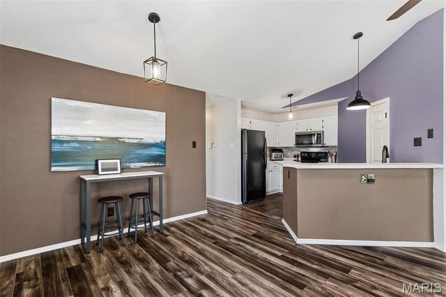 1311 Crossings Court C, Ballwin, MO 63021