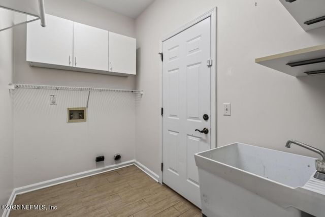 7839 HEATHER LAKE Court E, Jacksonville, FL 32256