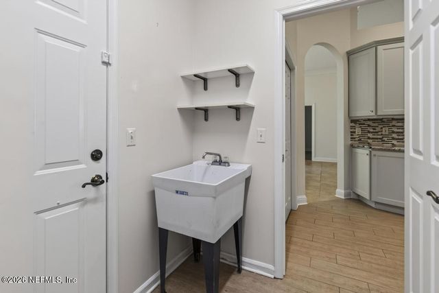 7839 HEATHER LAKE Court E, Jacksonville, FL 32256